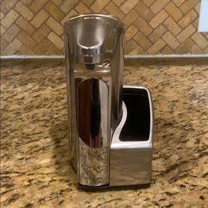 Simple Human Automatic Soap Dispenser with Caddy